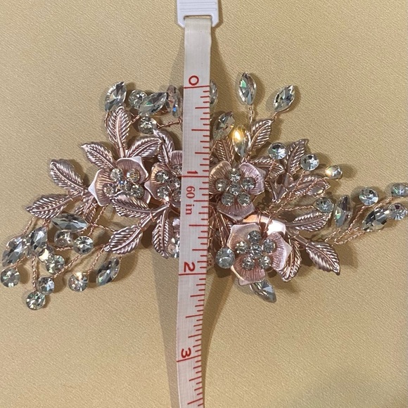 BRIDAL WEDDING HAIRPIECE ACCESSORY ROMANTIC BRIDESMAID, QUINCEAÑERA HAIR… - Picture 6 of 9